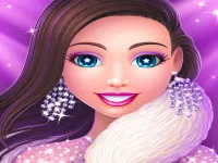 Nadia Show Dress Up Game image
