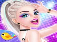 Fashion Celebrity &amp; Dress Up Game image